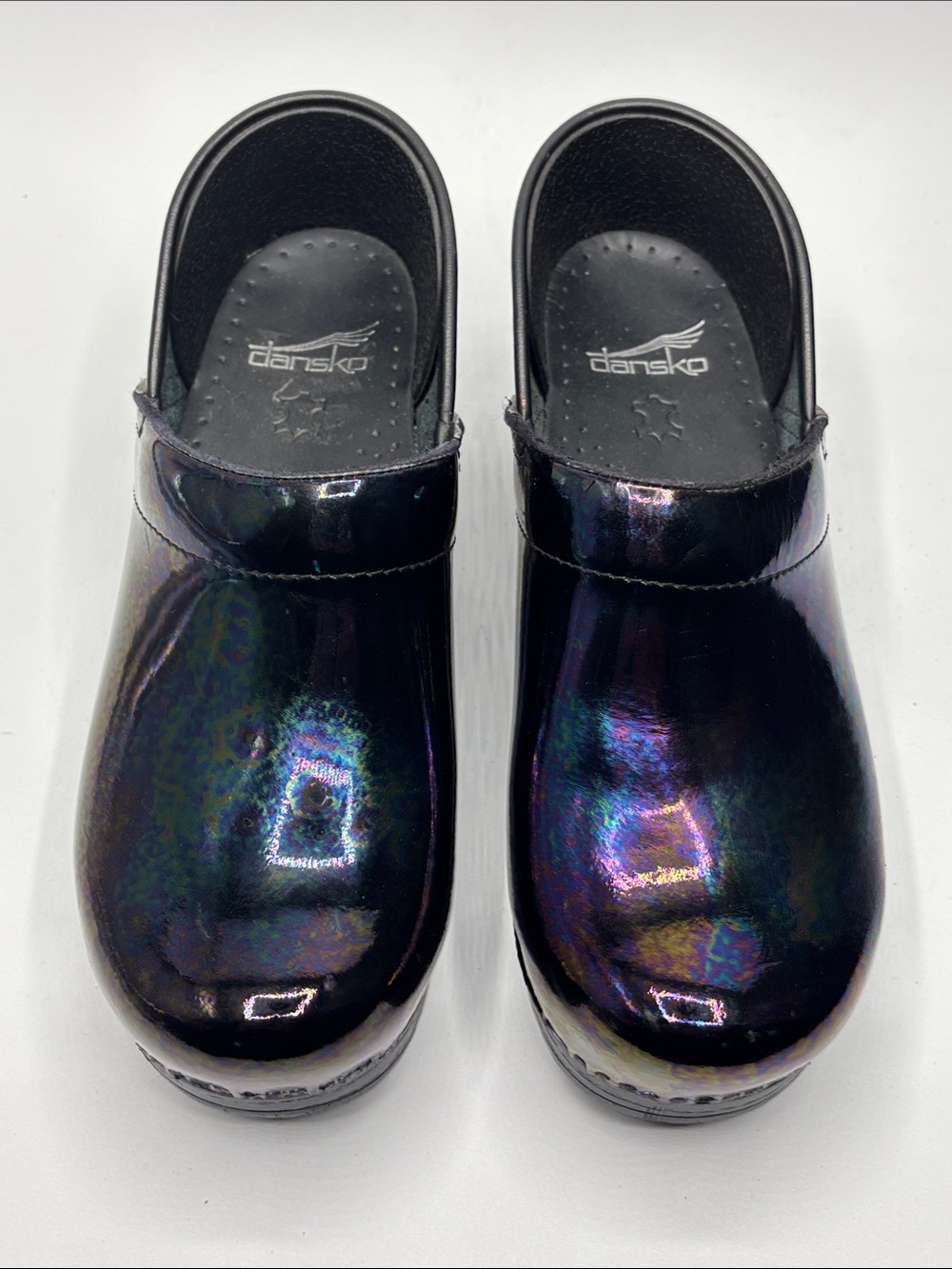 Dansko Women’s Black Iridescent Patent Leather Mule Clog Size US 7.5/EU 38